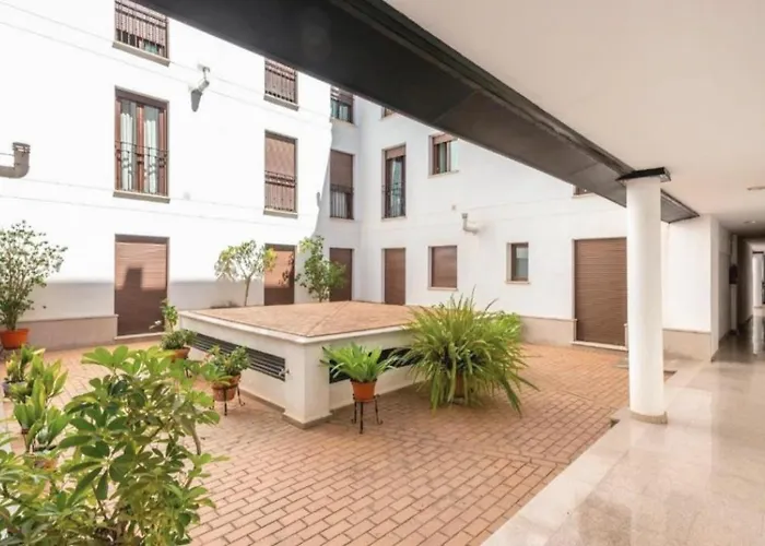 Lejlighed Living & Parking Gratis *
